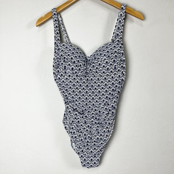 Bond Eye Nip Tuck Swim‎ Bathing Suit Twist Front One Piece Blue US Size 8 D/DD
